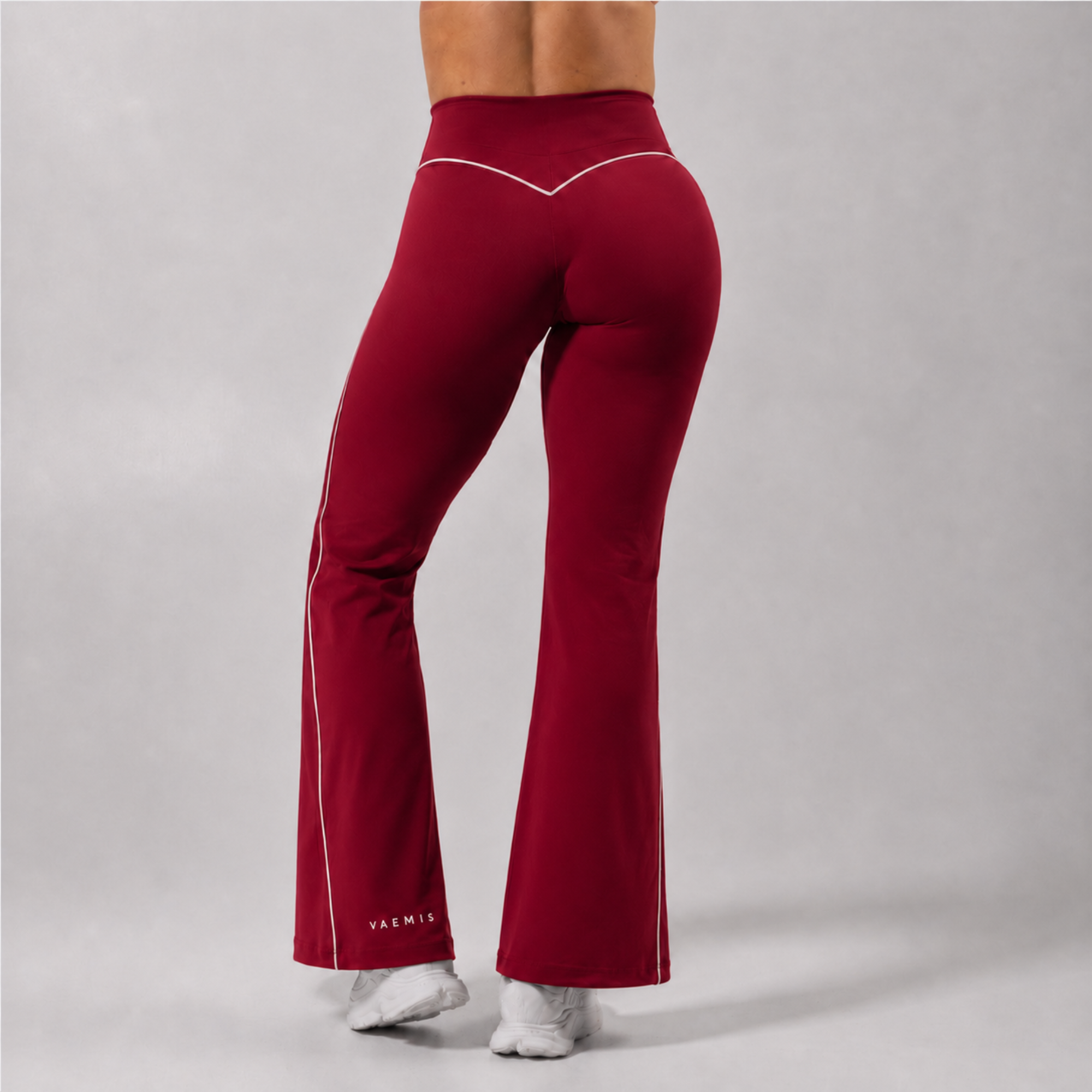 Ensemble ÉLAN - Top ajusté & pantalon évasé